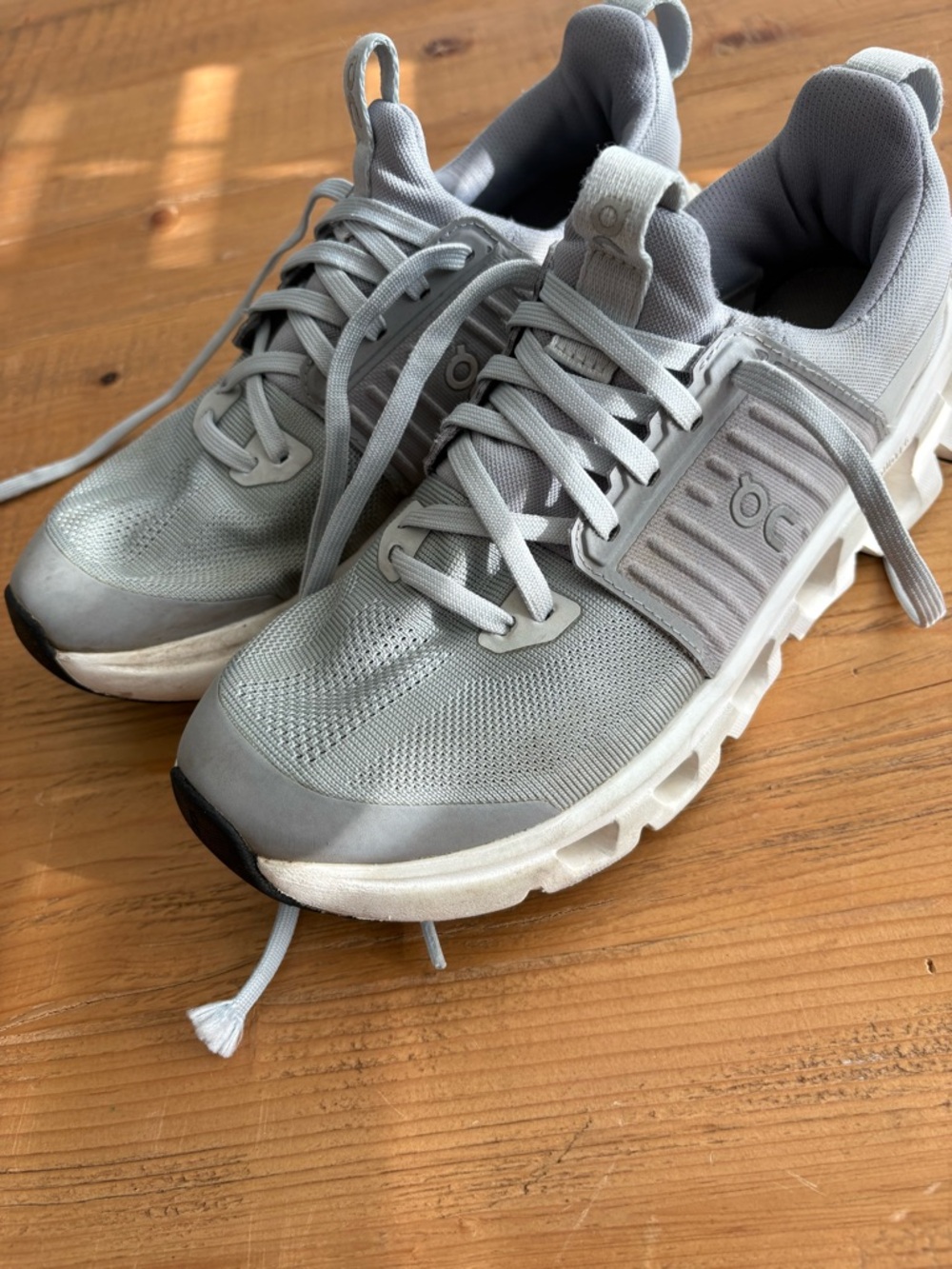 On Running youth cloudswift Sneakers in Light Gray